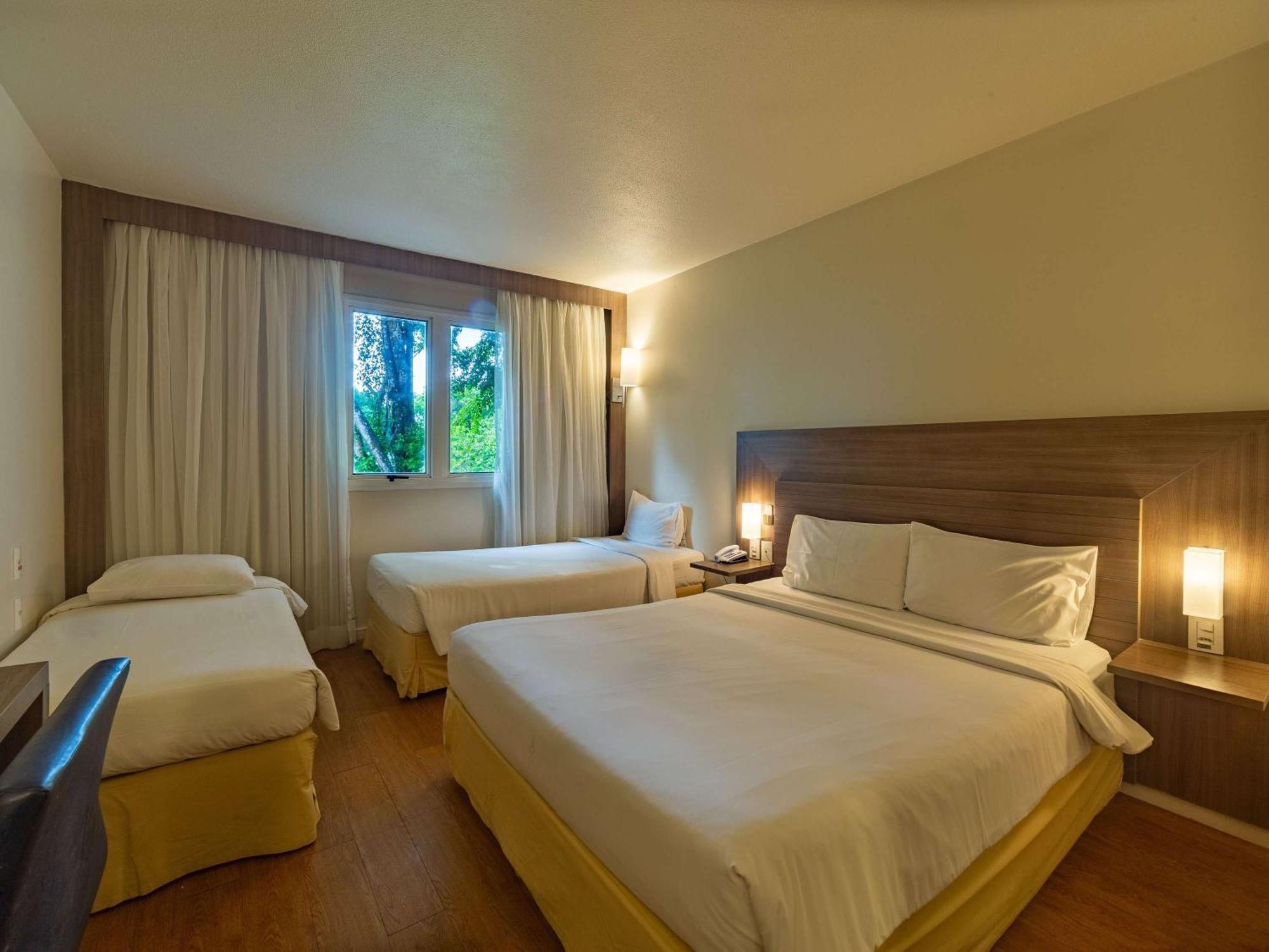 Novotel 4*
